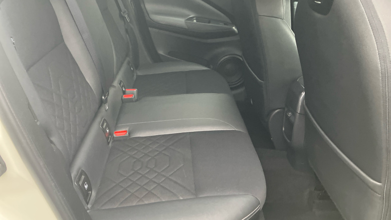 Nissan Juke 1.0 DiG-T Tekna 5dr Petrol Hatchback